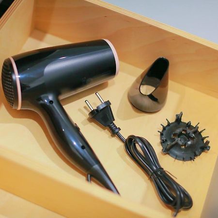 サン・テティエンヌLe Zebre, T1 Hypercentre Chic Et Cosy, Wifi Par Sovalfiアパートメント エクステリア 写真