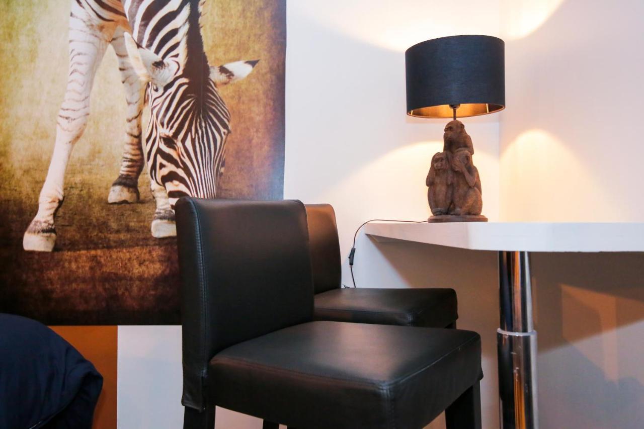 サン・テティエンヌLe Zebre, T1 Hypercentre Chic Et Cosy, Wifi Par Sovalfiアパートメント エクステリア 写真